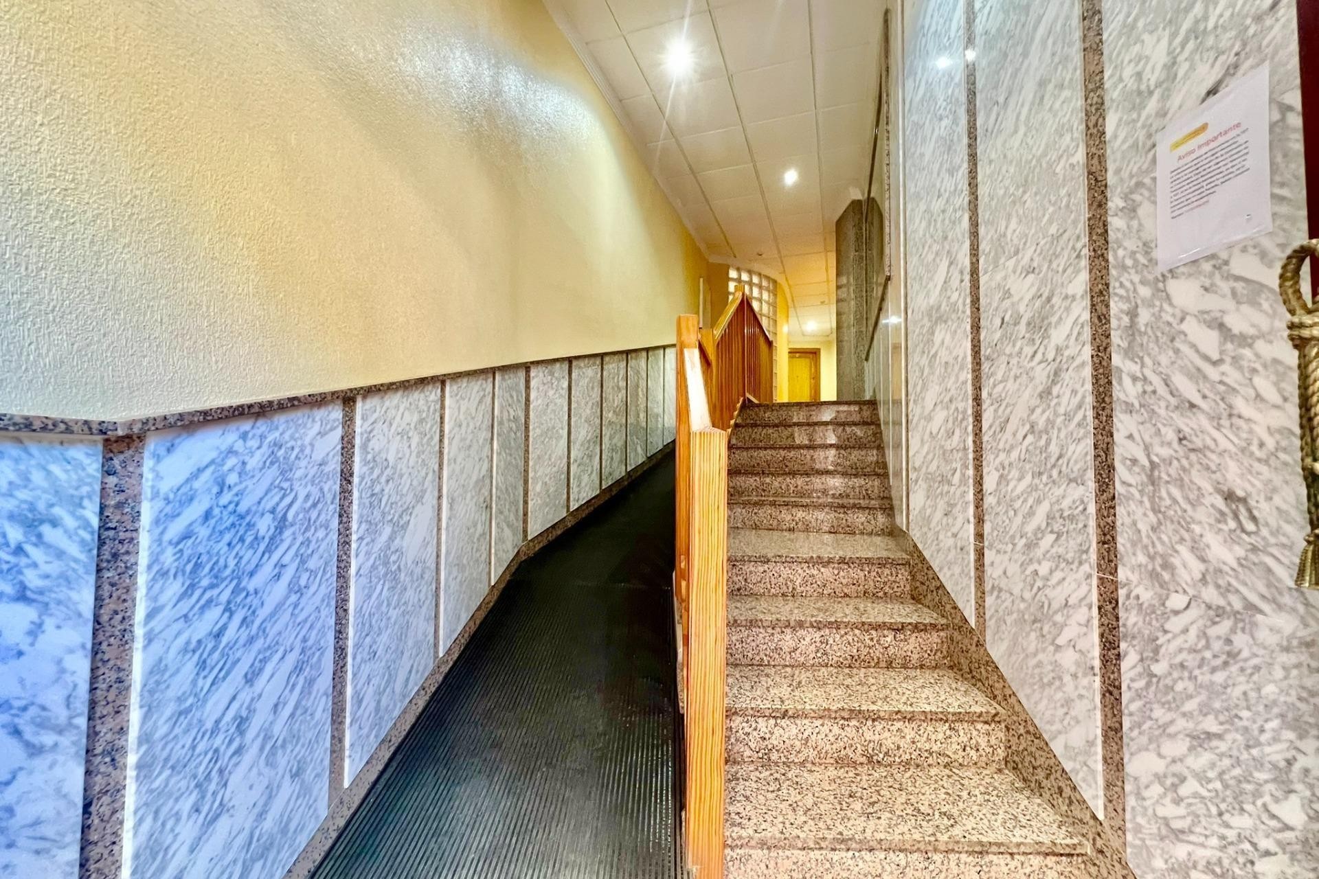 Återförsäljning - Apartment -
Torrevieja - Playa del Cura