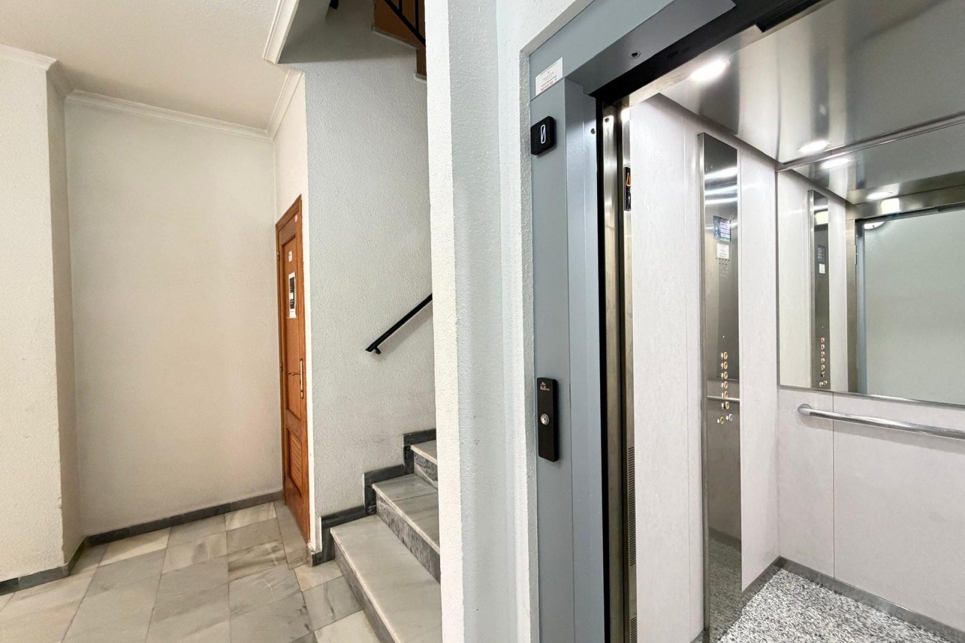 Återförsäljning - Apartment -
Torrevieja - Playa del Cura