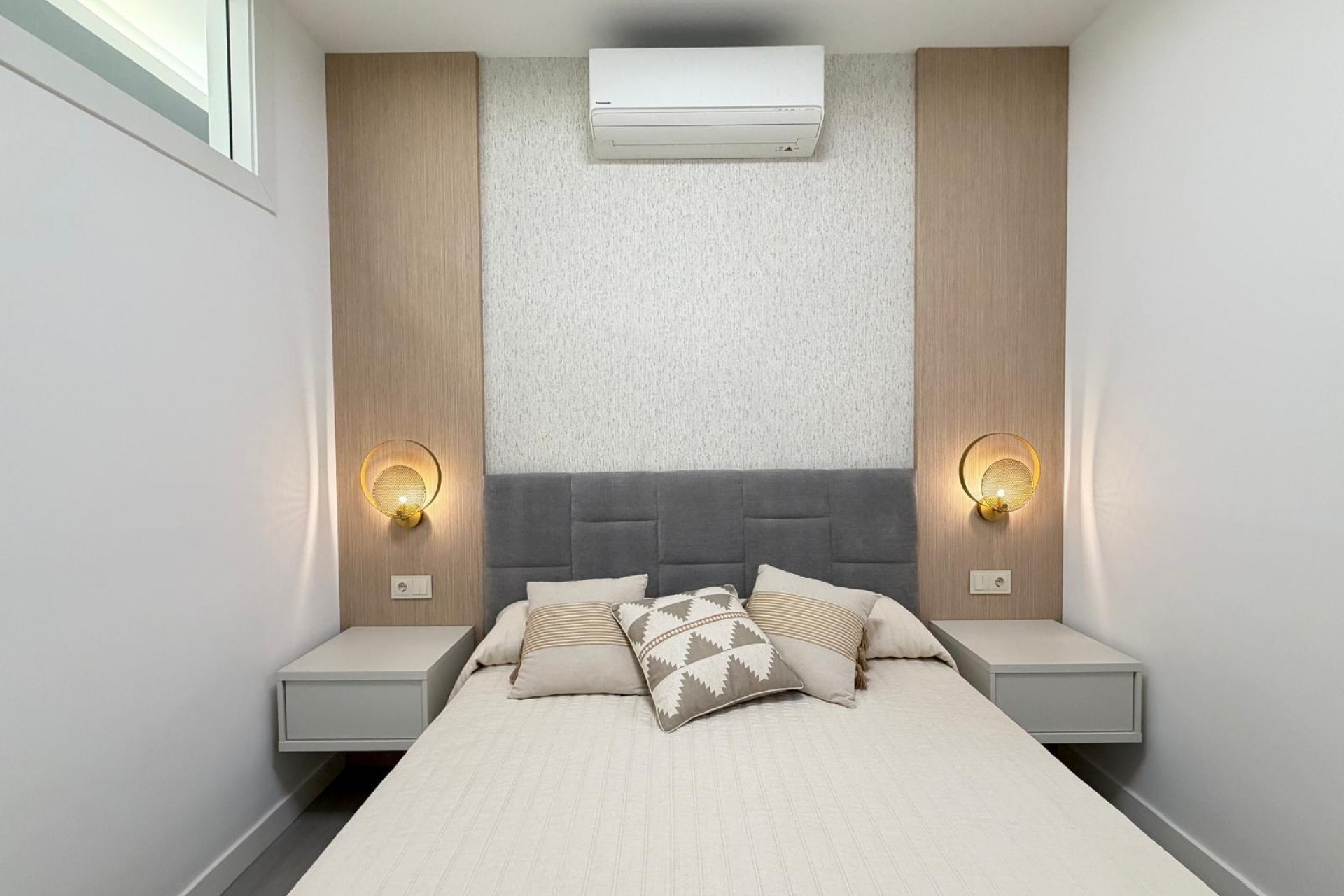 Återförsäljning - Apartment -
Torrevieja - Playa del Cura