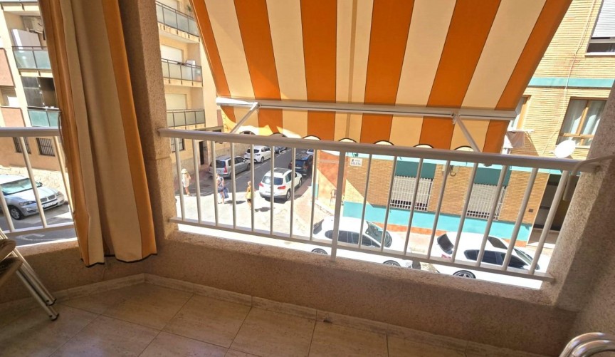 Återförsäljning - Apartment -
Torrevieja - Playa del Cura