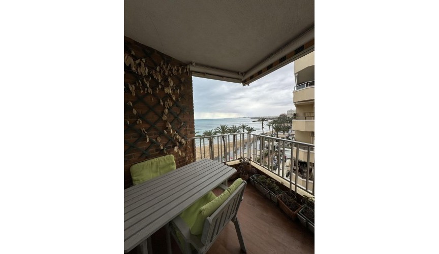 Återförsäljning - Apartment -
Torrevieja - Playa del Cura