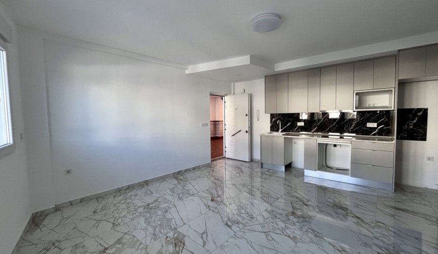 Återförsäljning - Apartment -
Torrevieja - PLAYA LOS LOCOS