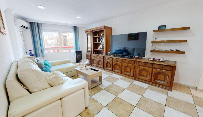 Återförsäljning - Apartment -
Torrevieja - Puerto Deportivo