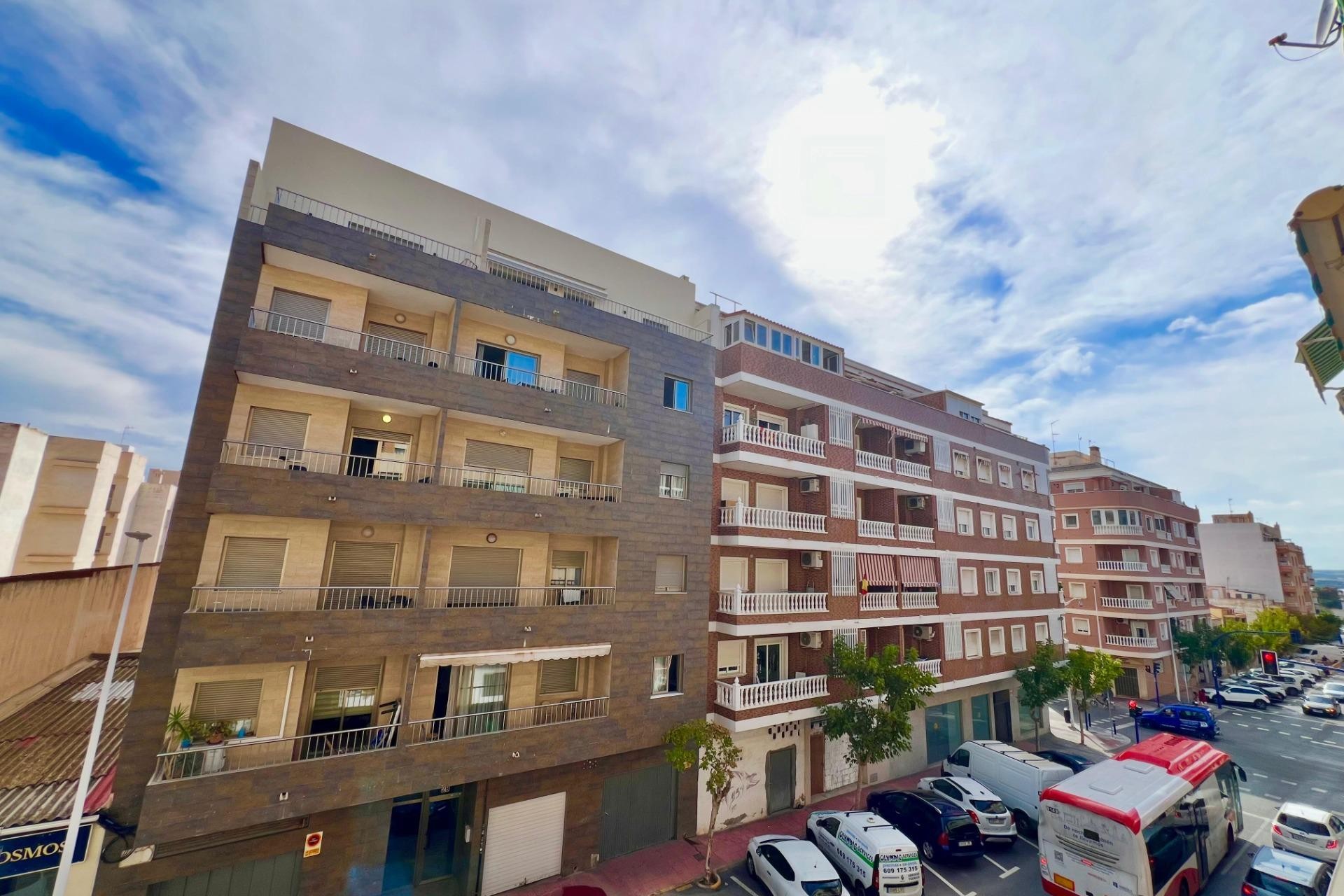 Återförsäljning - Apartment -
Torrevieja - Puerto Deportivo