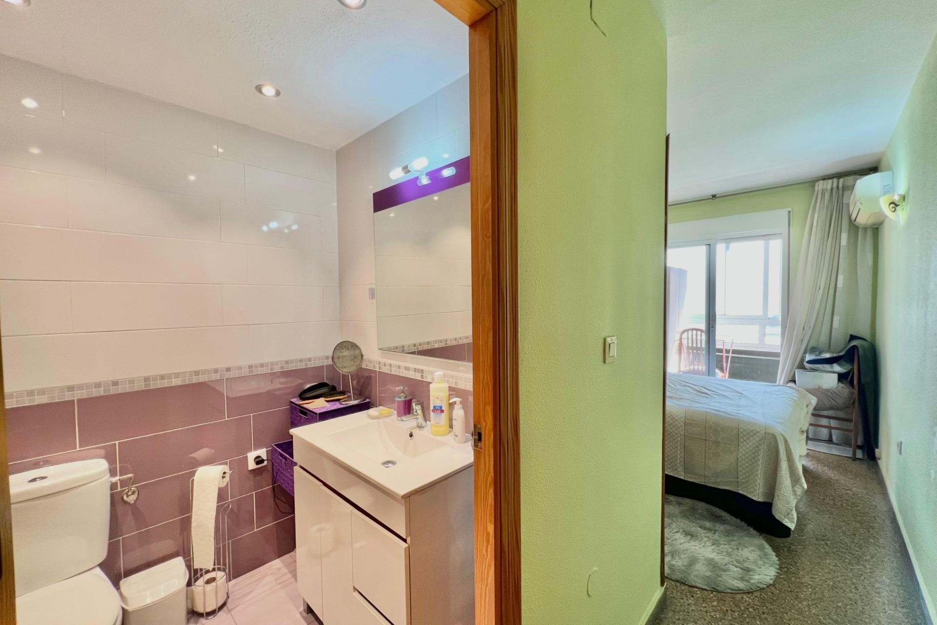 Återförsäljning - Apartment -
Torrevieja - Puerto Deportivo