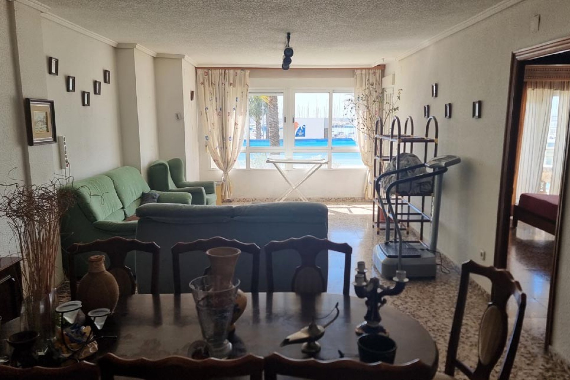 Återförsäljning - Apartment -
Torrevieja - Puerto