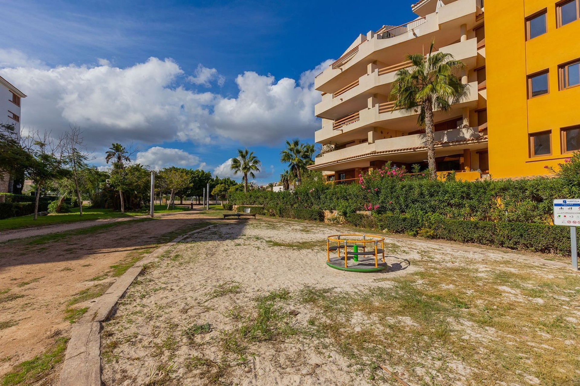 Återförsäljning - Apartment -
Torrevieja - Punta Prima