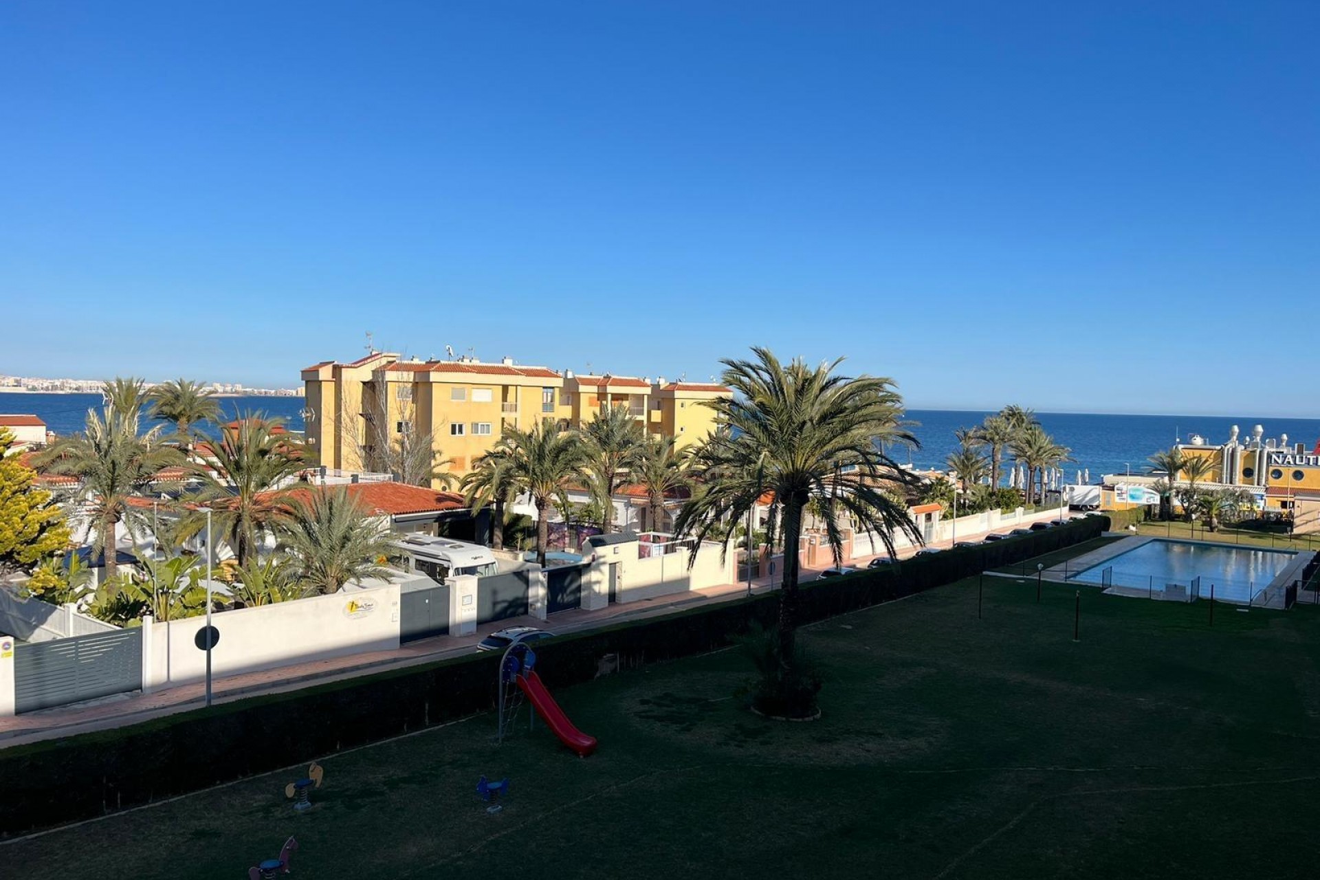 Återförsäljning - Apartment -
Torrevieja - Punta Prima