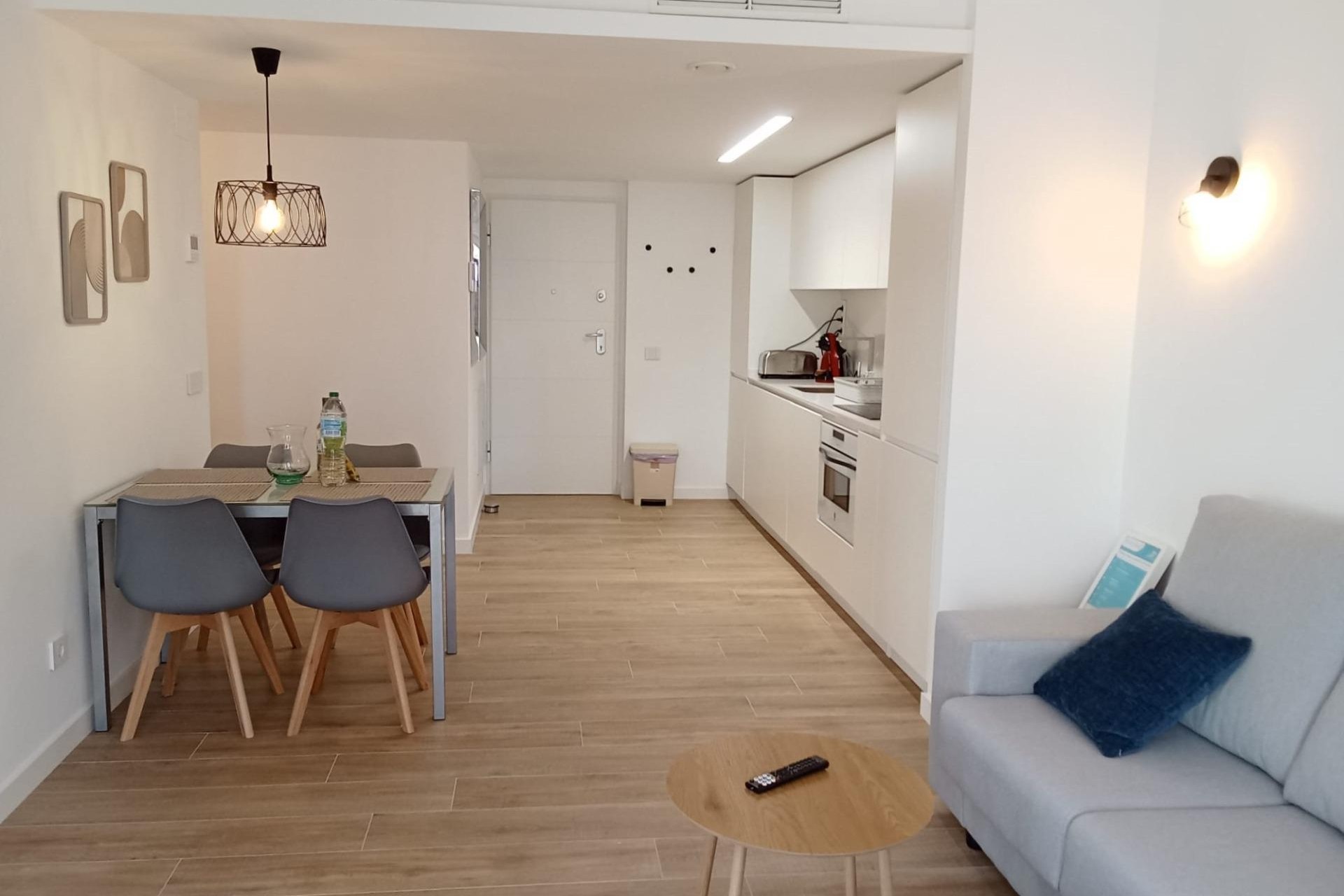 Återförsäljning - Apartment -
Torrevieja - Punta Prima
