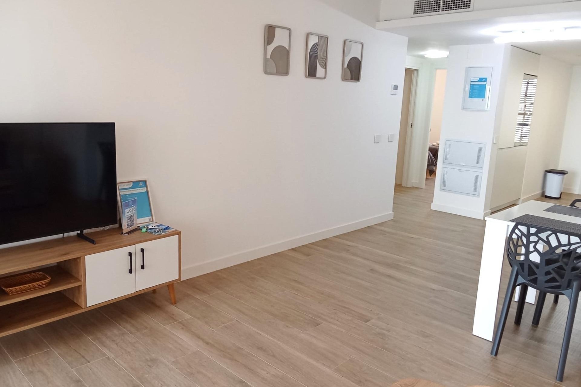 Återförsäljning - Apartment -
Torrevieja - Punta Prima