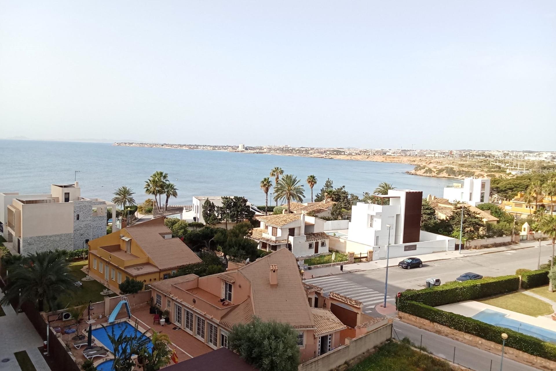 Återförsäljning - Apartment -
Torrevieja - Punta Prima