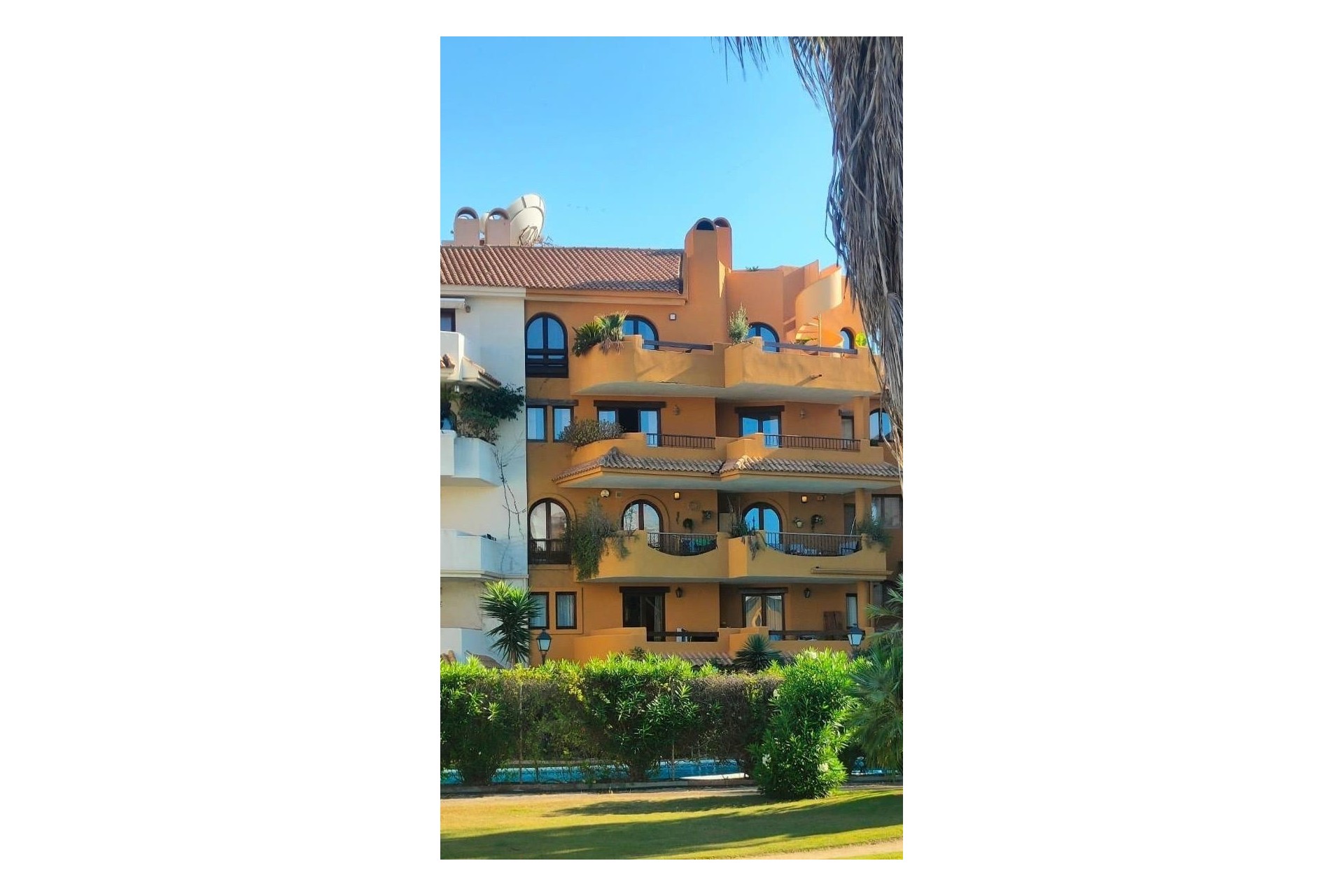 Återförsäljning - Apartment -
Torrevieja - Punta Prima