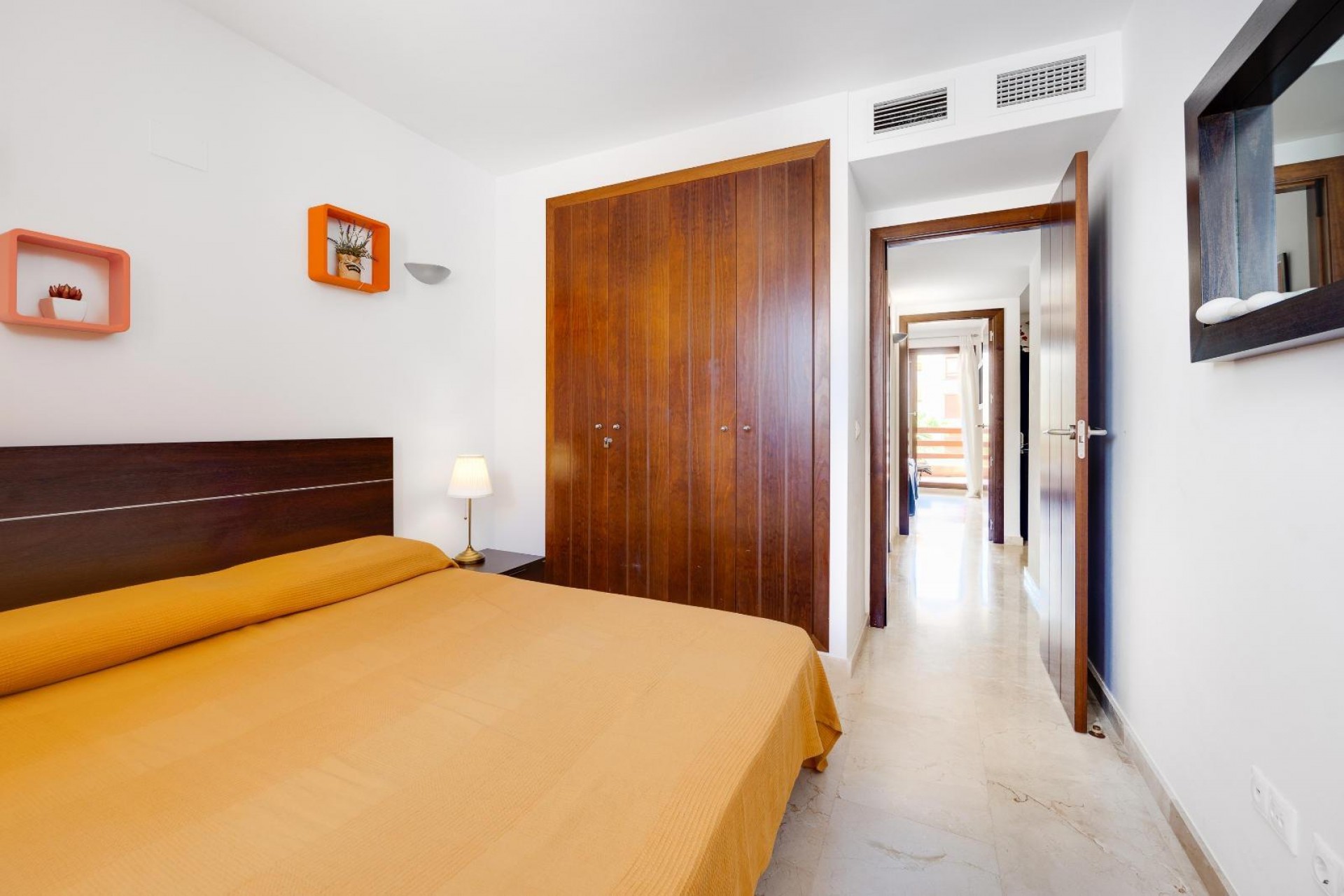 Återförsäljning - Apartment -
Torrevieja - Punta Prima