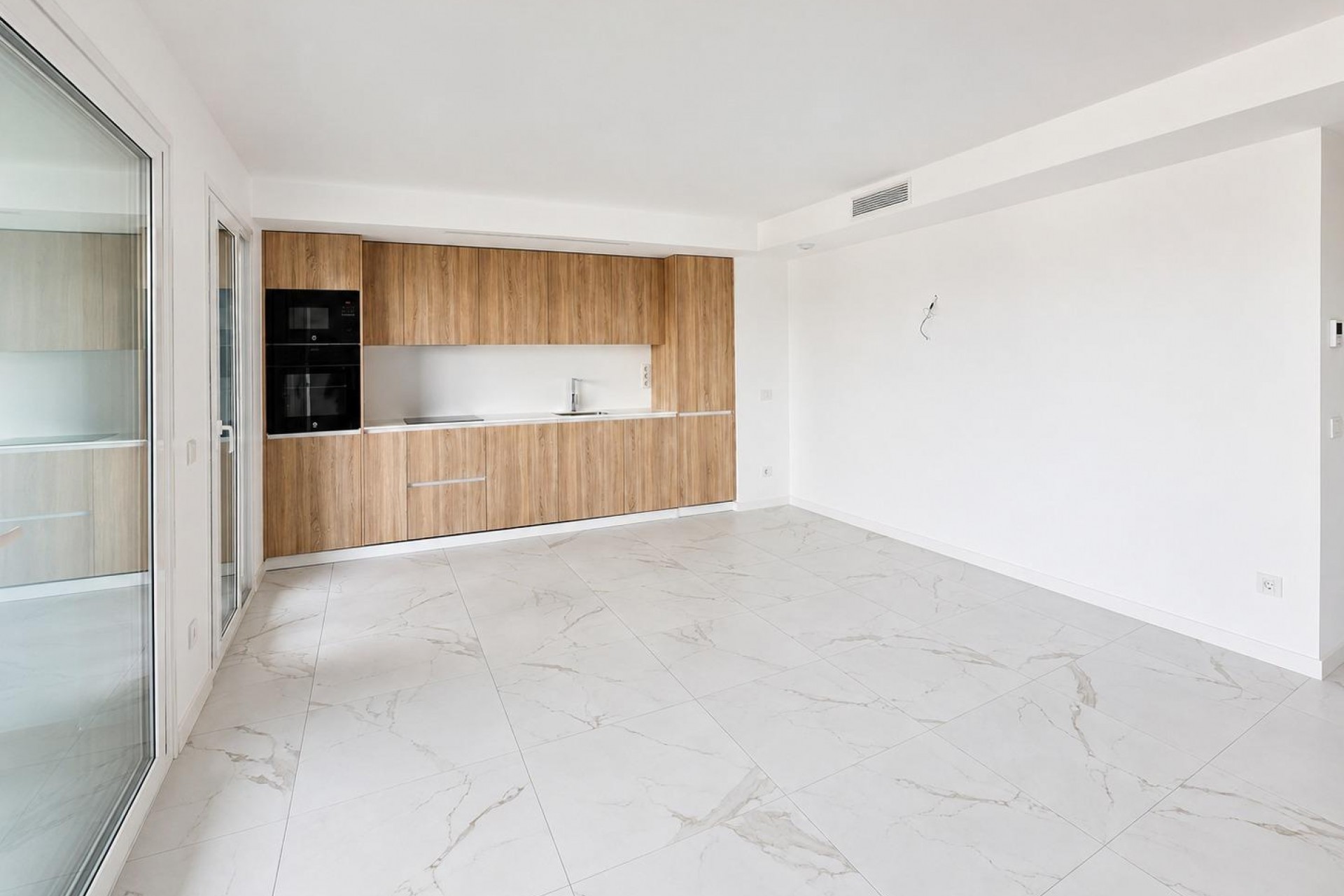 Återförsäljning - Apartment -
Torrevieja - Punta Prima
