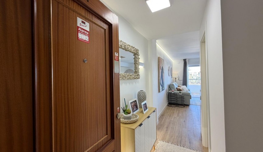 Återförsäljning - Apartment -
Torrevieja - Punta Prima