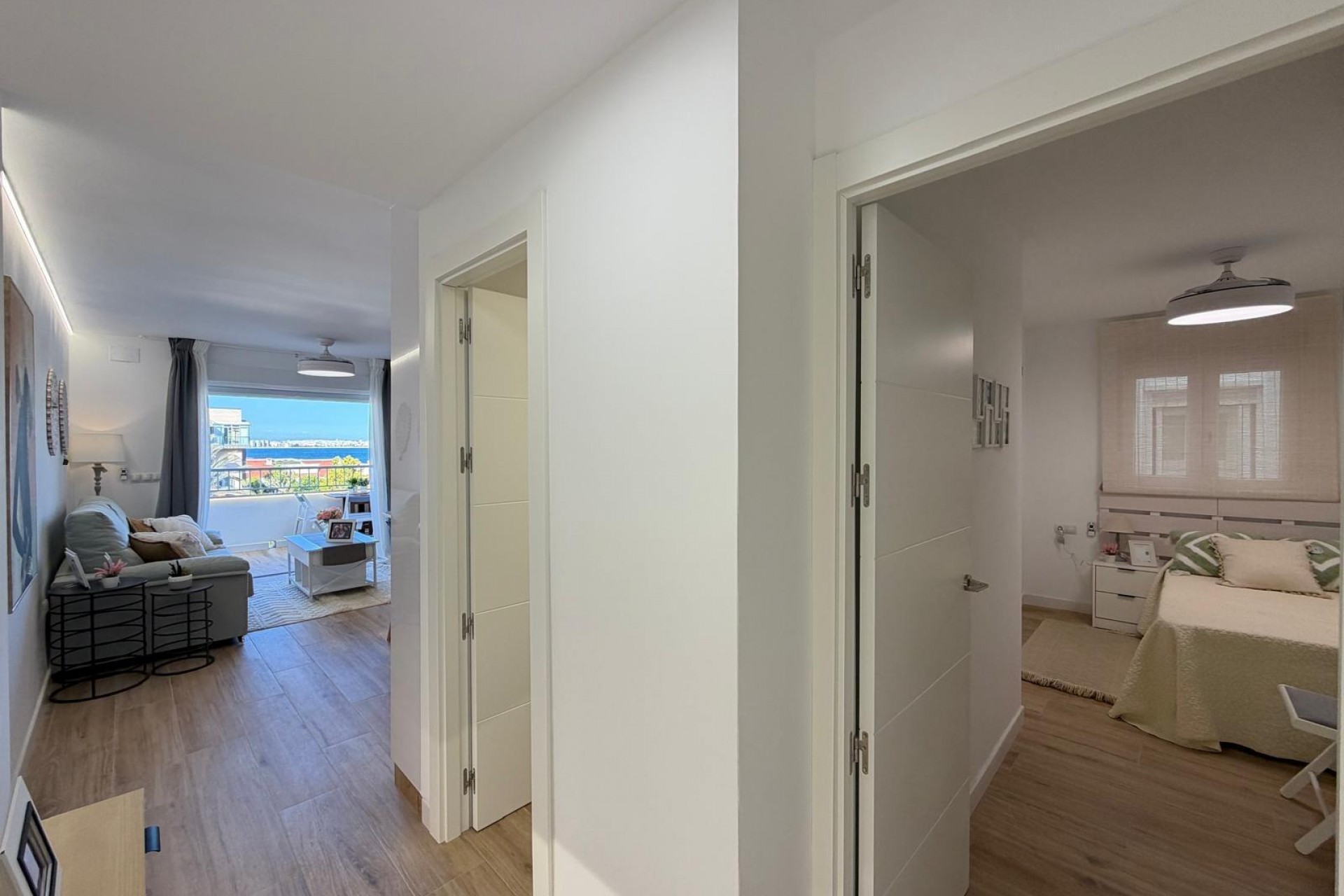 Återförsäljning - Apartment -
Torrevieja - Punta Prima