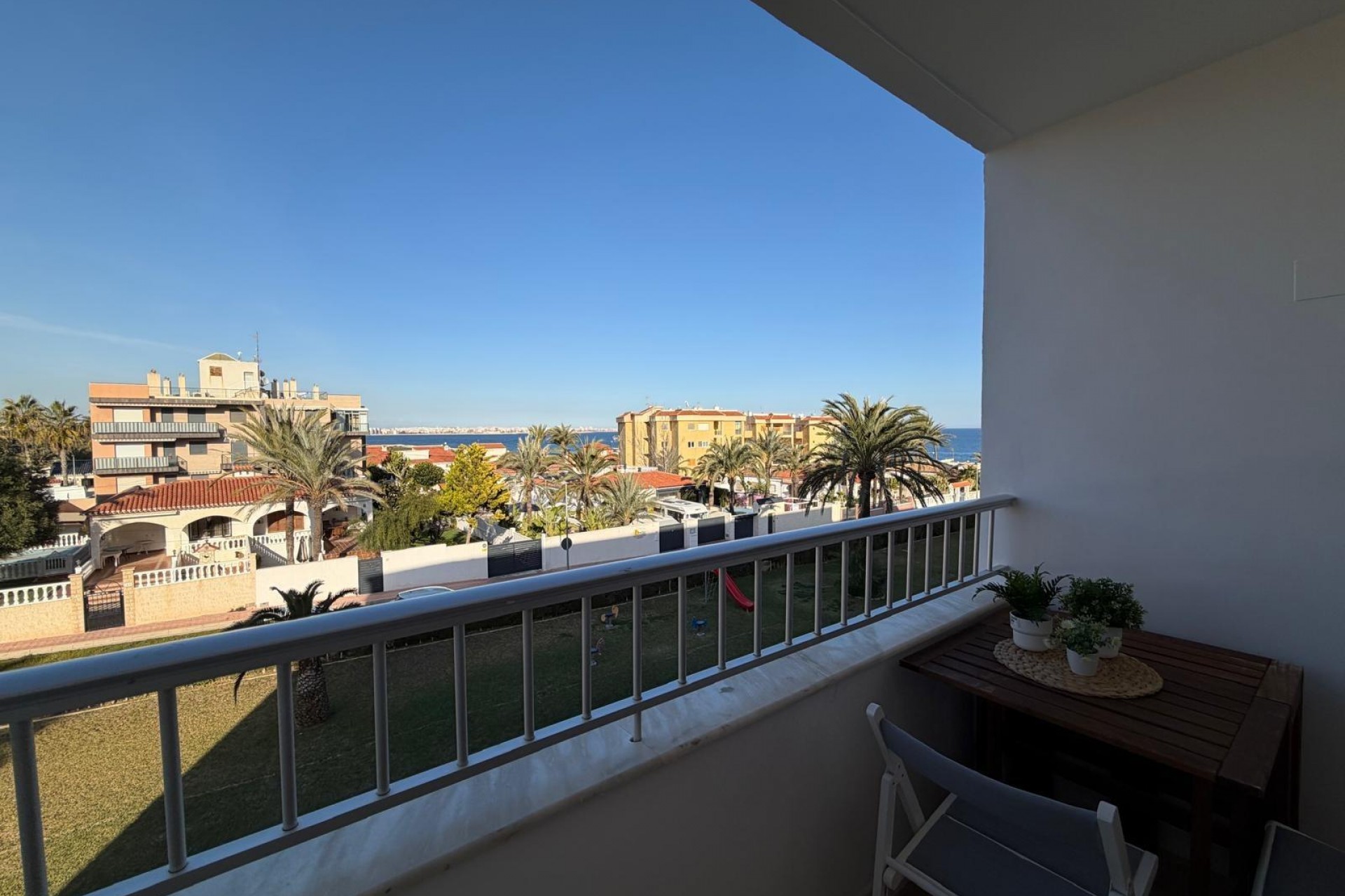 Återförsäljning - Apartment -
Torrevieja - Punta Prima