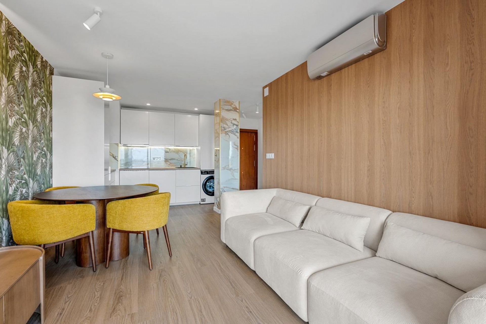 Återförsäljning - Apartment -
Torrevieja - Punta Prima