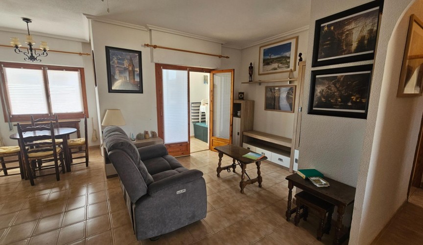 Återförsäljning - Apartment -
Torrevieja - Punta Prima