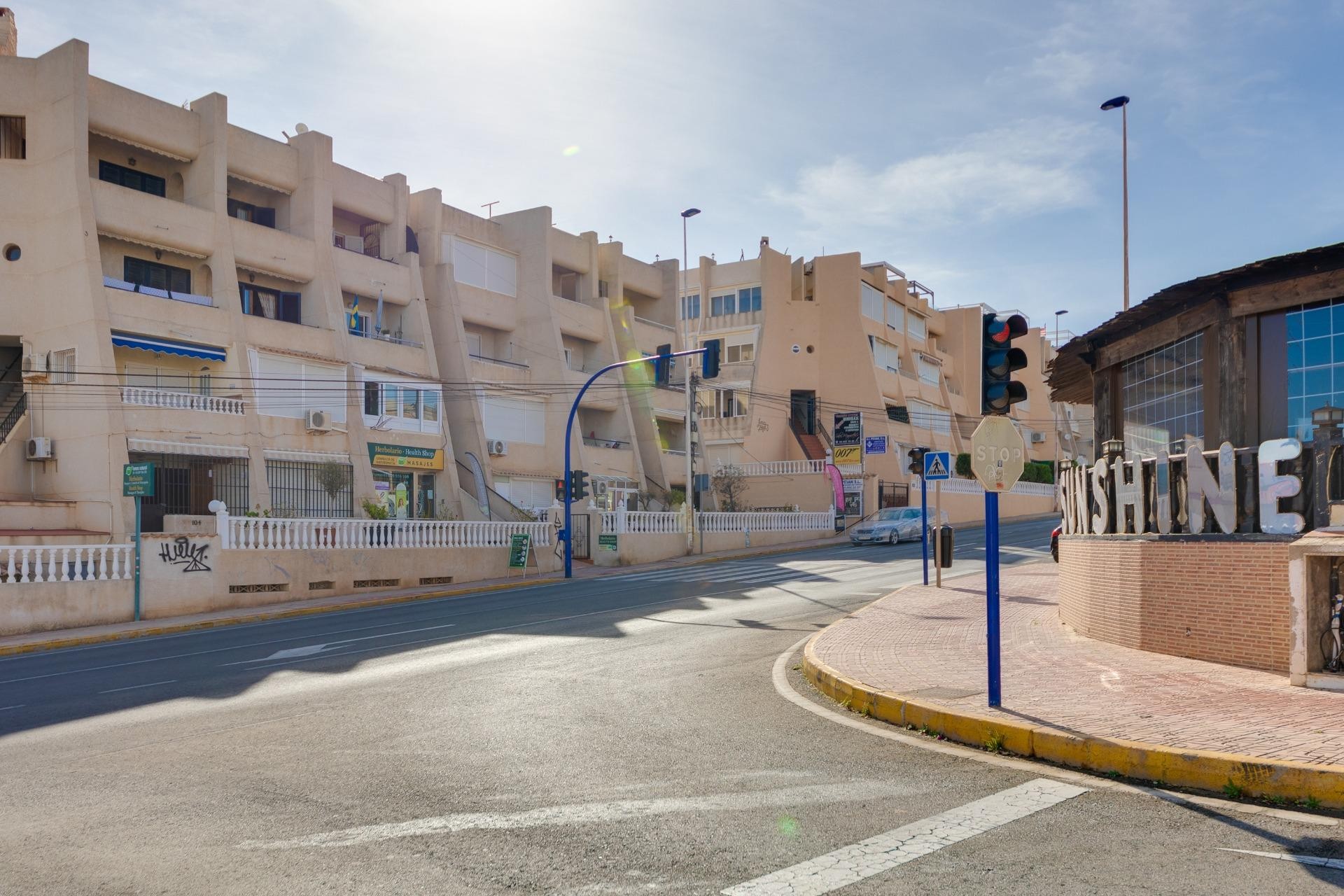 Återförsäljning - Apartment -
Torrevieja - Torre La Mata