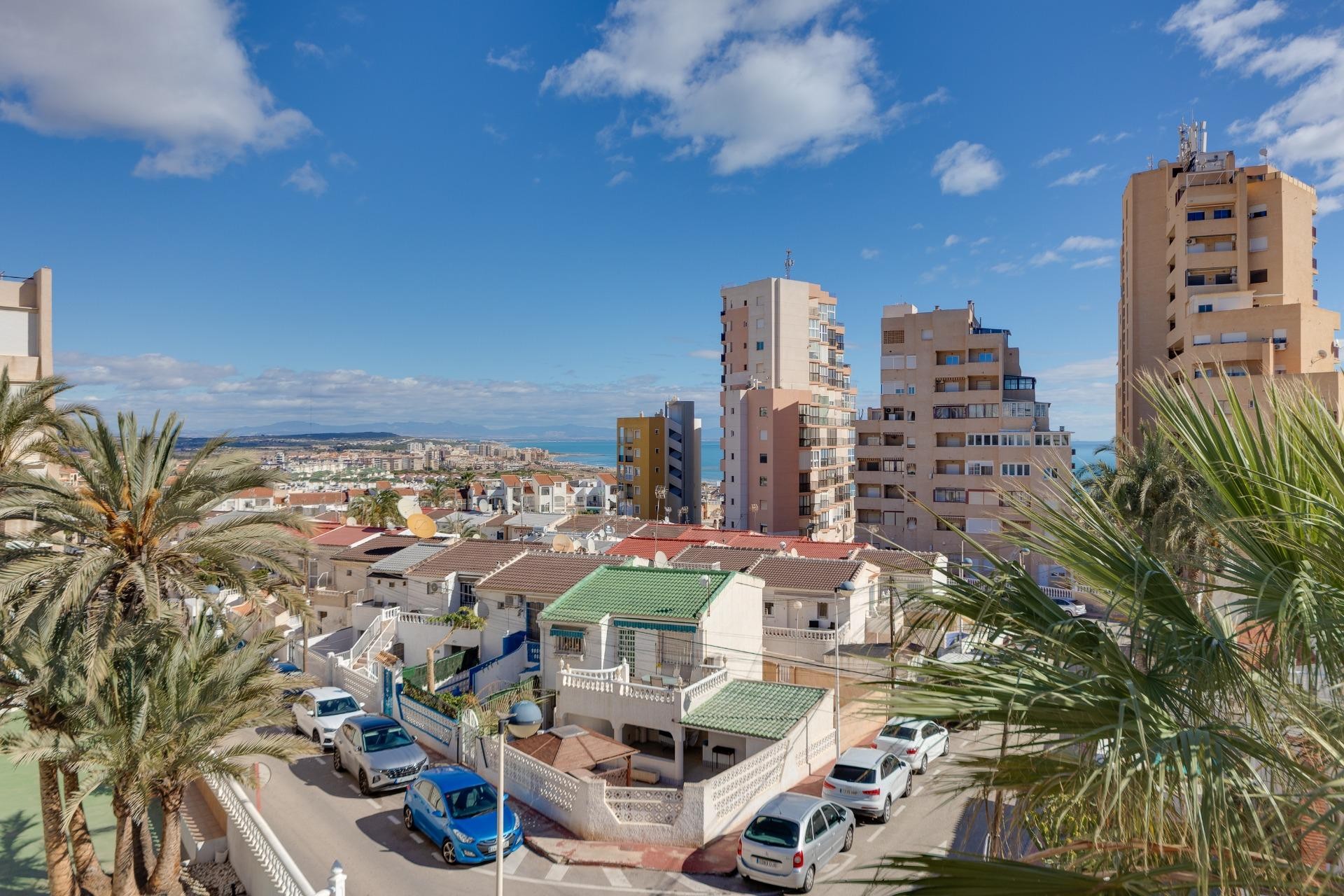 Återförsäljning - Apartment -
Torrevieja - Torre La Mata