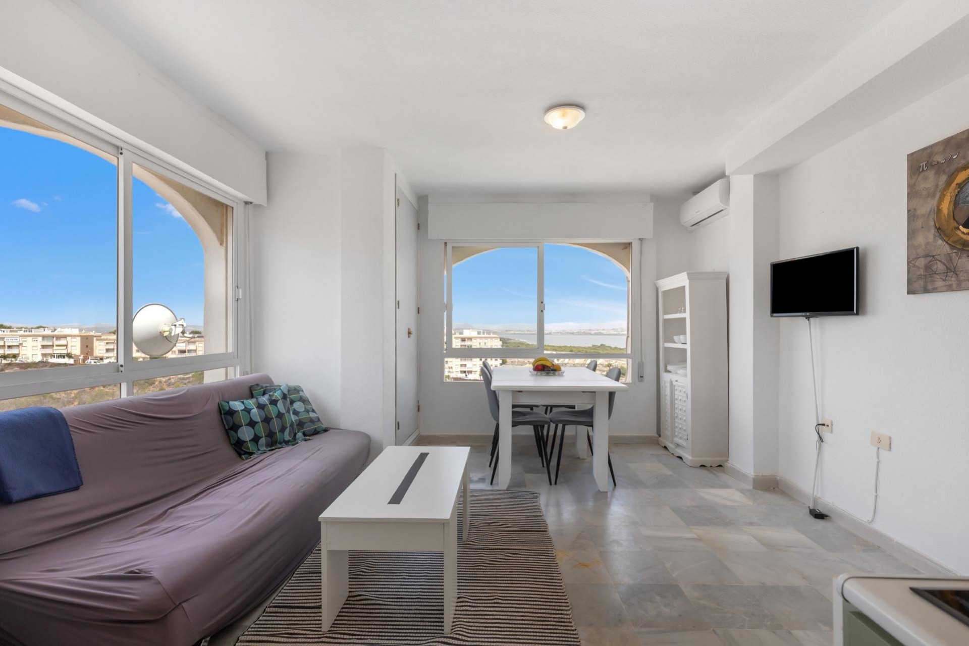 Återförsäljning - Apartment -
Torrevieja - Torre La Mata