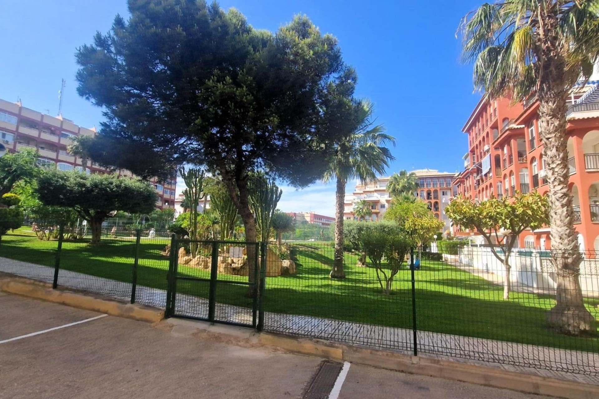 Återförsäljning - Apartment -
Torrevieja - Torreblanca