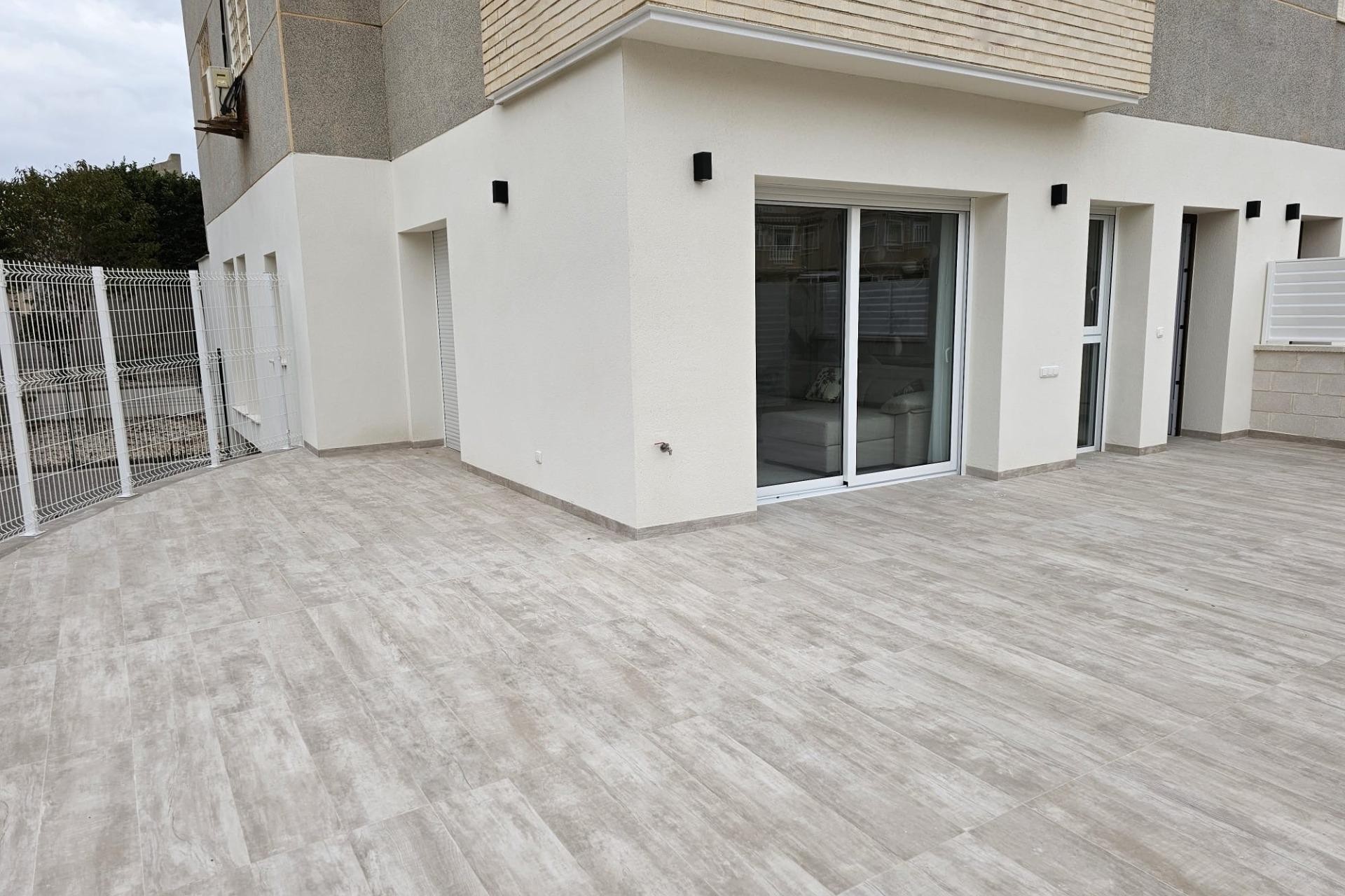 Återförsäljning - Apartment -
Torrevieja - Torreblanca