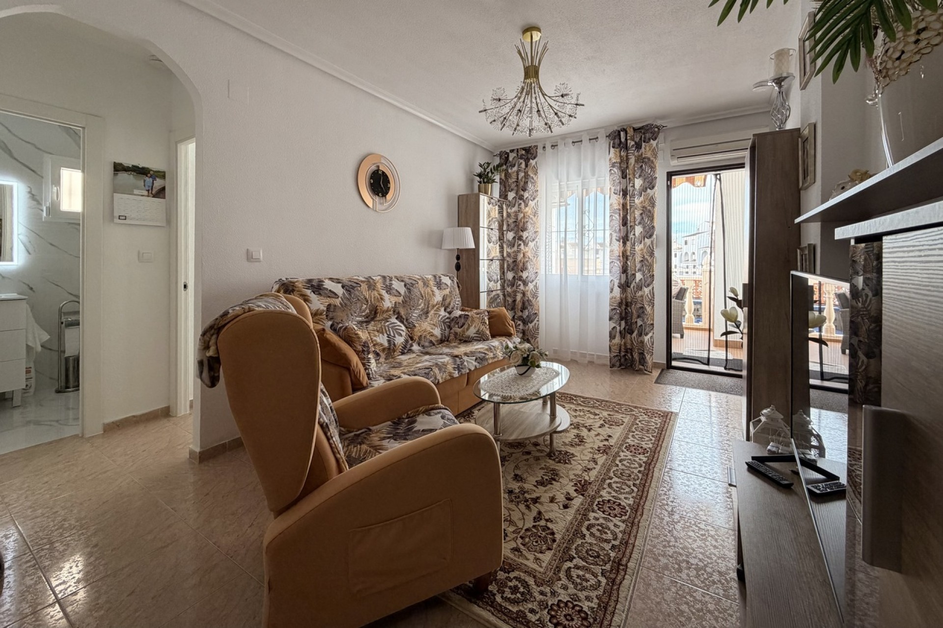 Återförsäljning - Apartment -
Torrevieja - Urb. Calas Blancas III