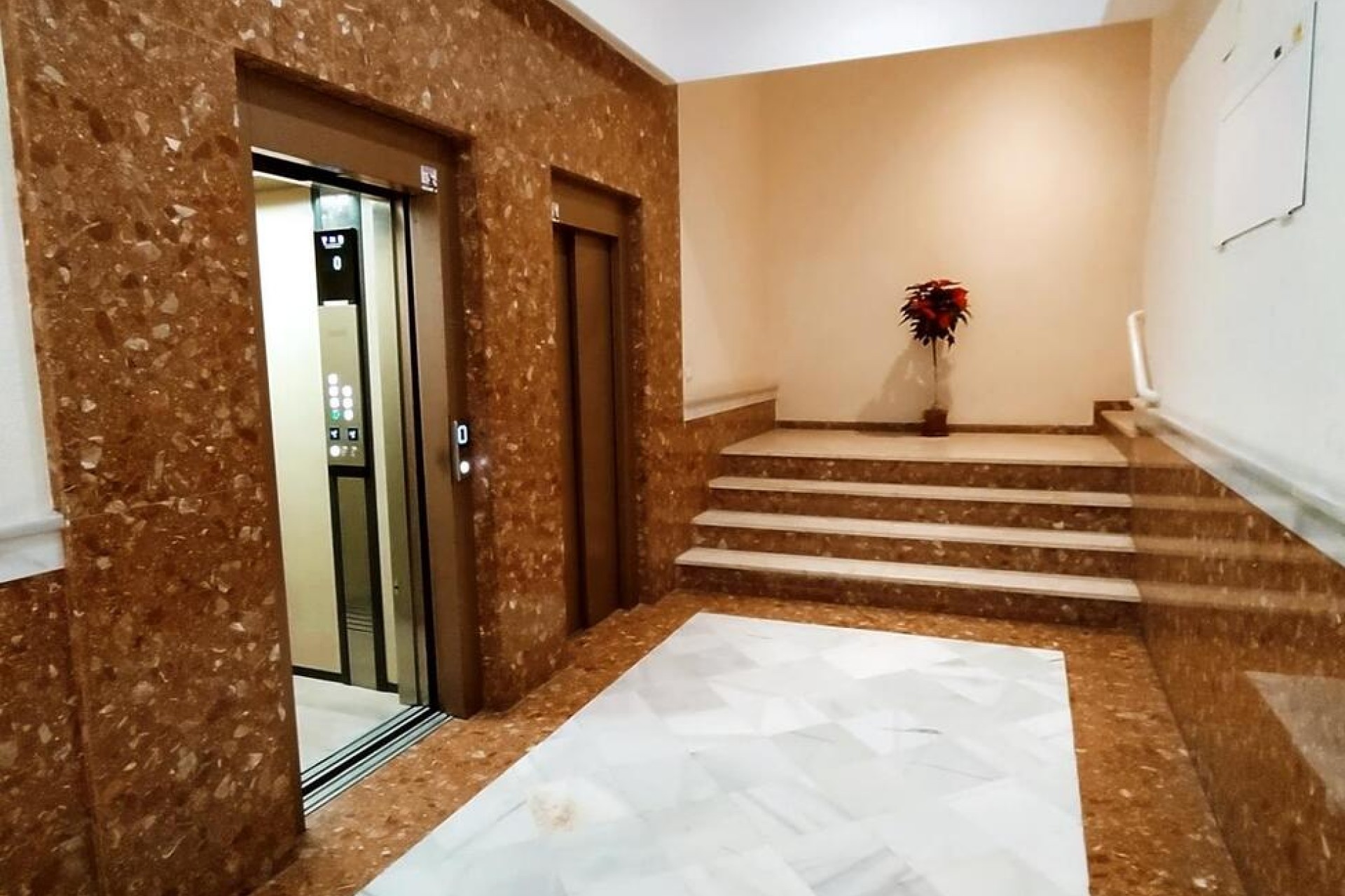 Återförsäljning - Apartment -
Torrevieja