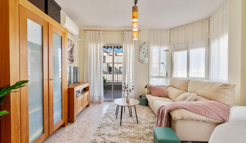 Återförsäljning - Apartment -
Torrevieja