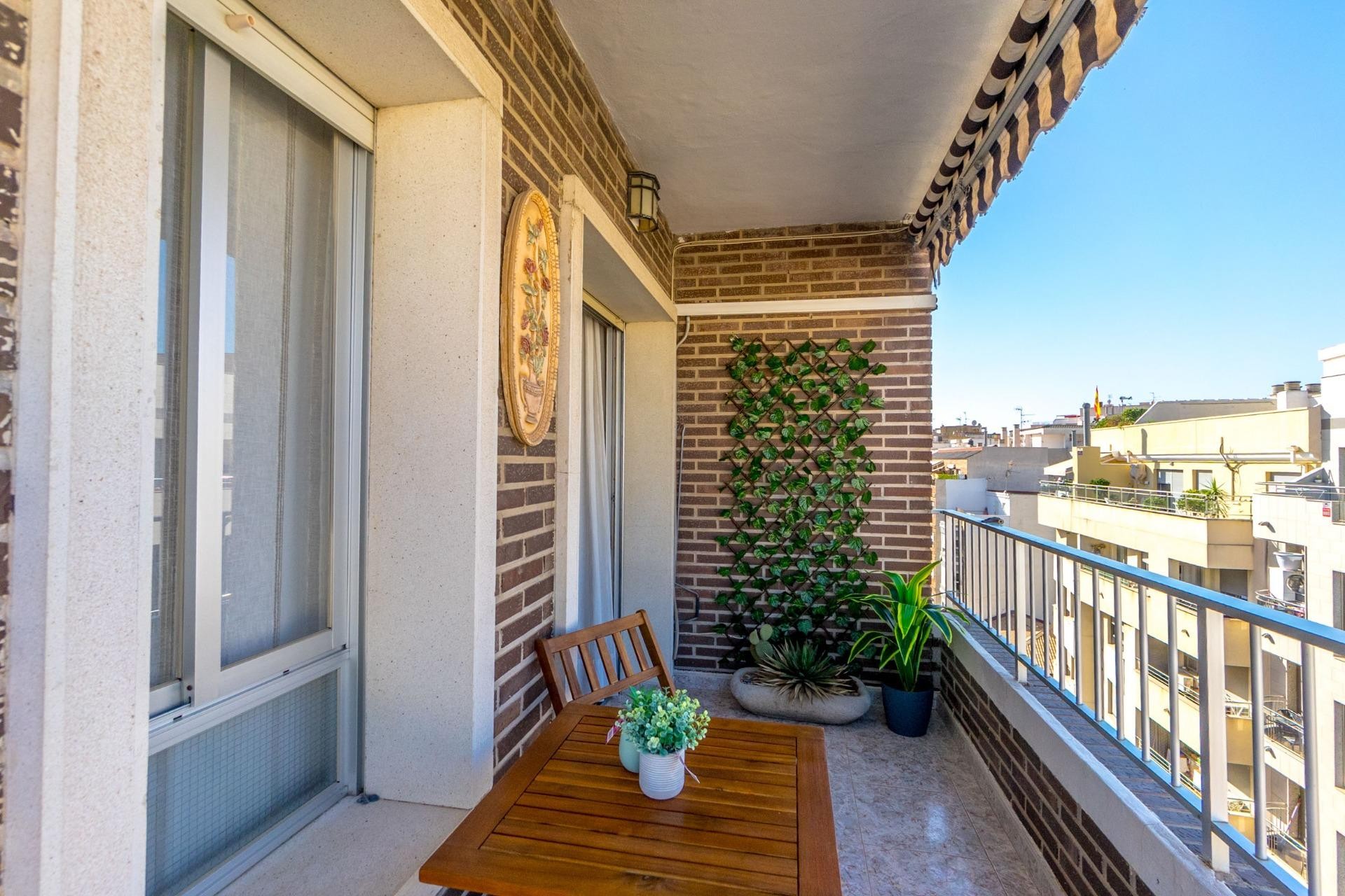 Återförsäljning - Apartment -
Torrevieja