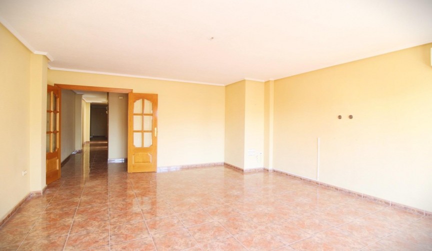 Återförsäljning - Apartment -
Torrevieja