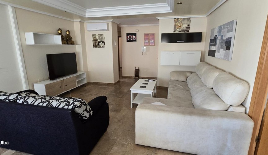 Återförsäljning - Apartment -
Torrevieja