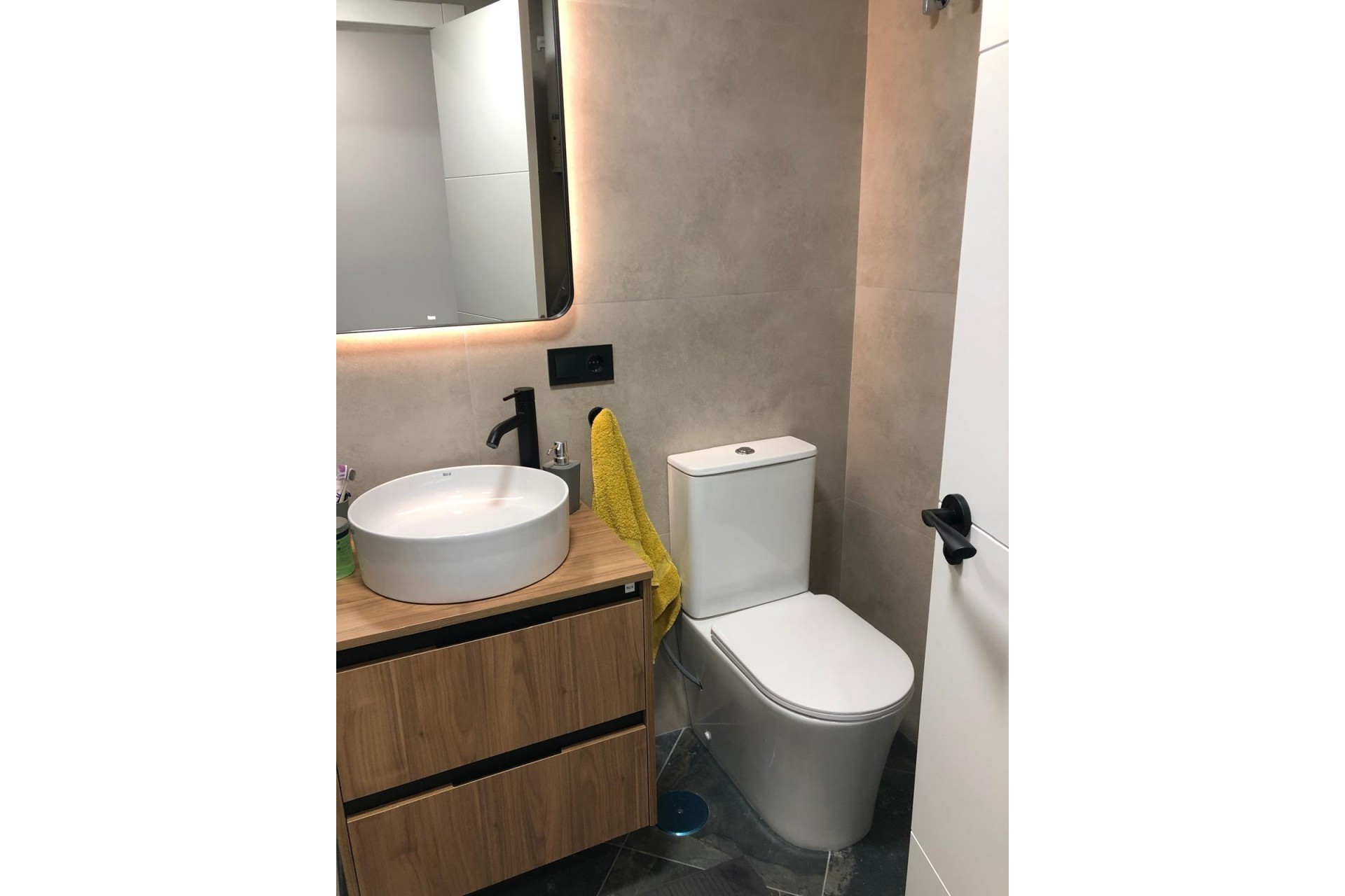 Återförsäljning - Apartment -
Torrevieja