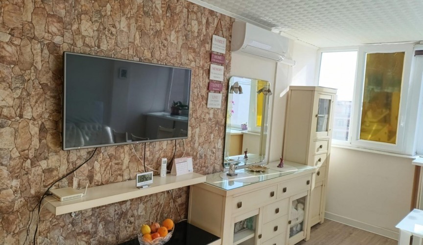 Återförsäljning - Apartment -
Torrevieja