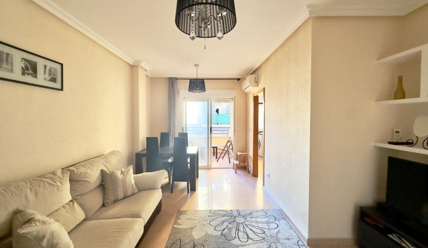 Återförsäljning - Apartment -
Torrevieja