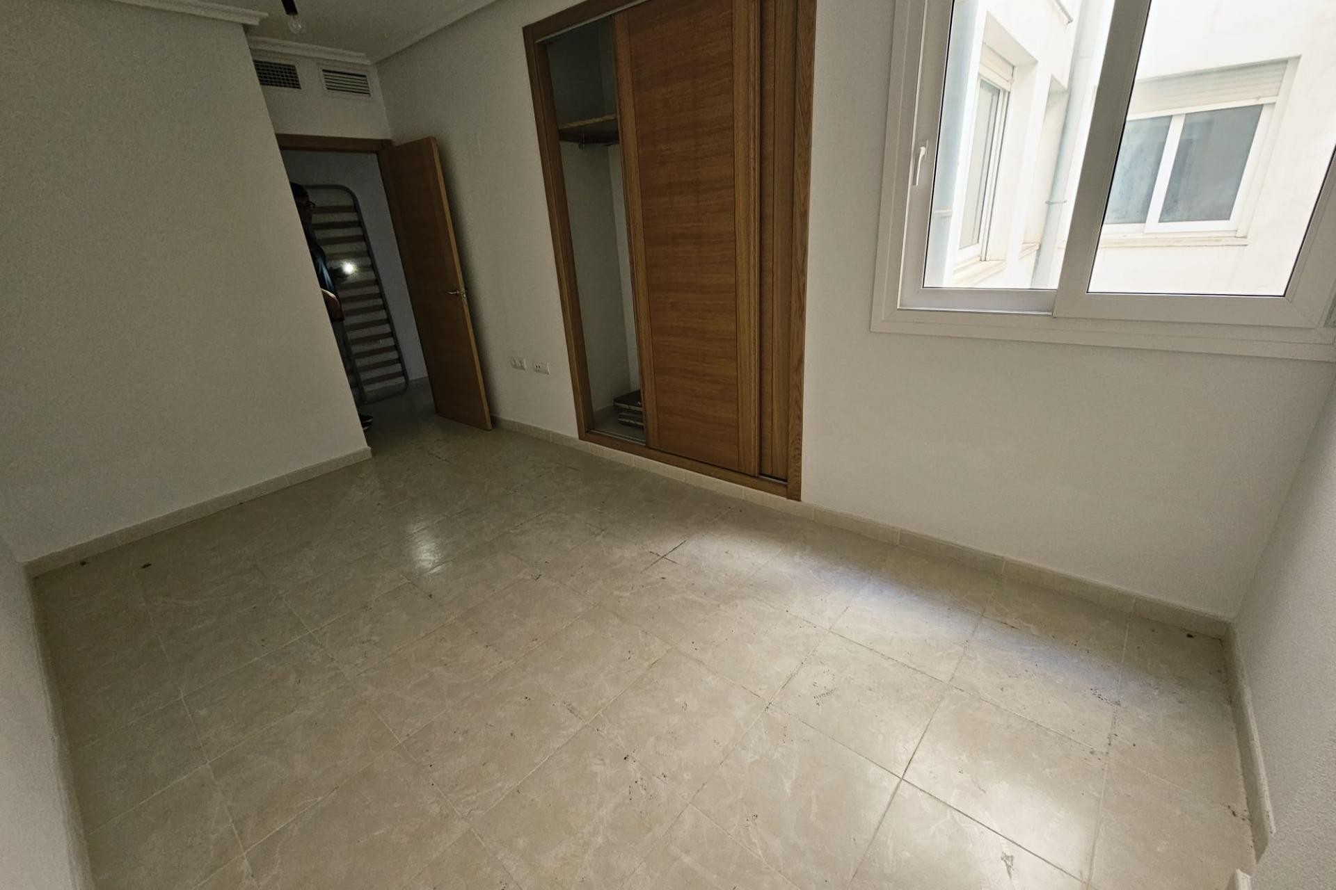 Återförsäljning - Apartment -
Torrevieja