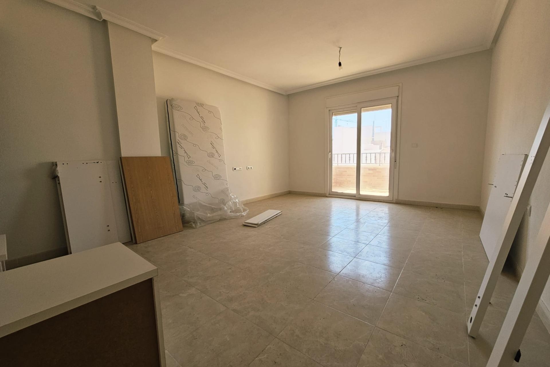 Återförsäljning - Apartment -
Torrevieja