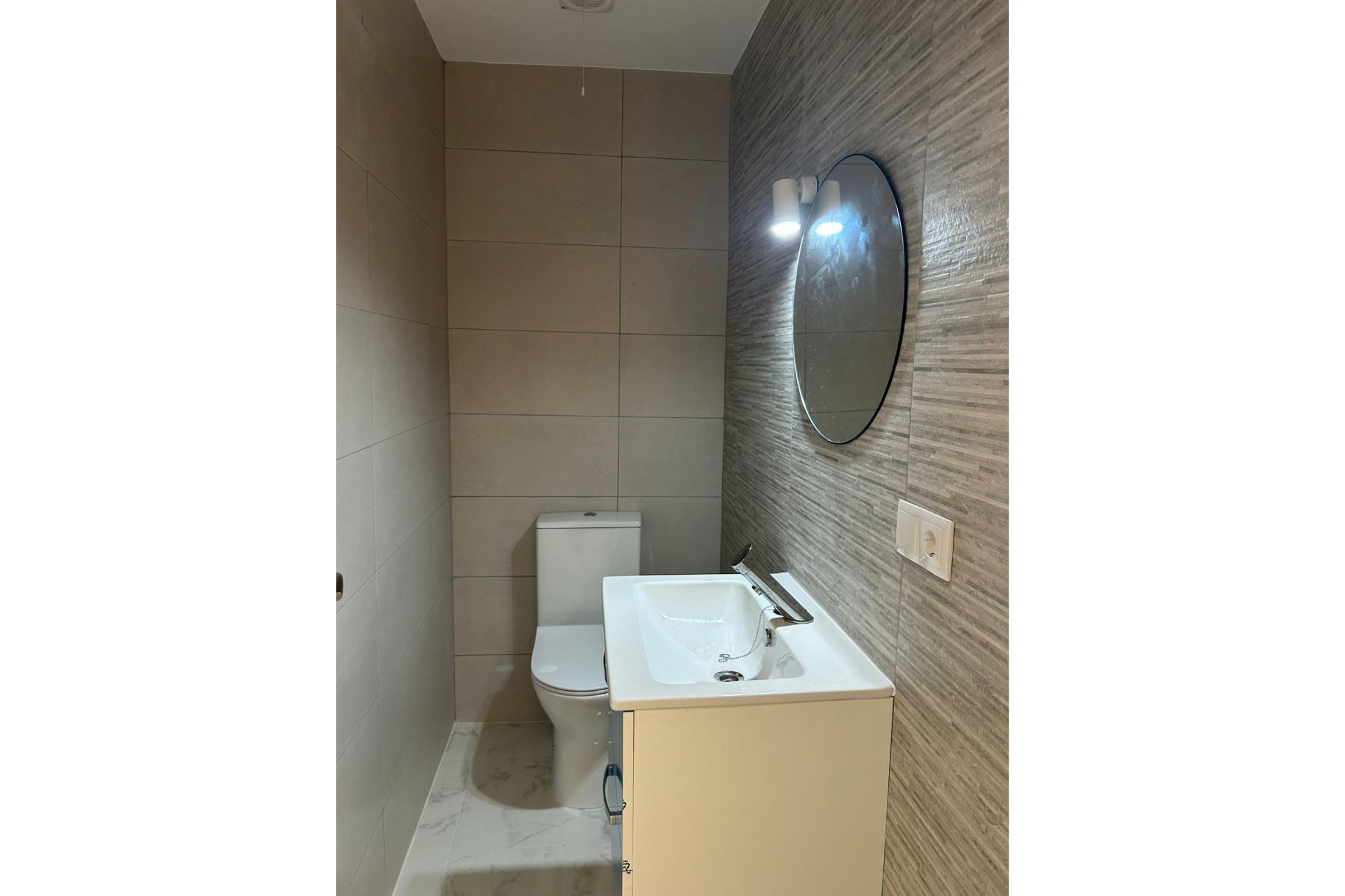 Återförsäljning - Apartment -
Torrevieja