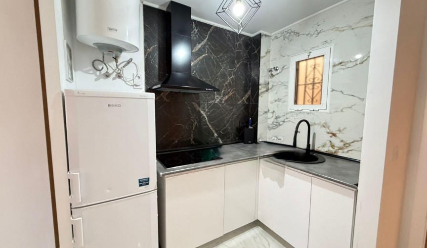 Återförsäljning - Apartment -
Torrevieja