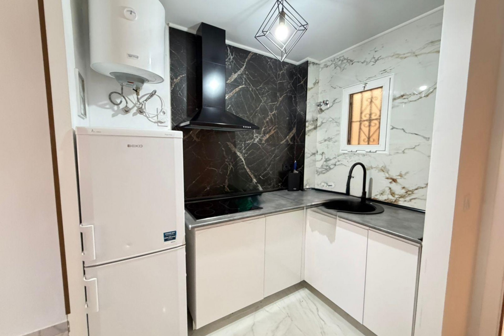 Återförsäljning - Apartment -
Torrevieja