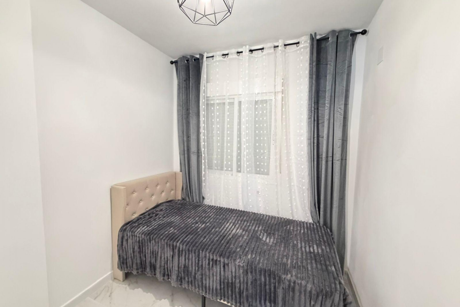 Återförsäljning - Apartment -
Torrevieja