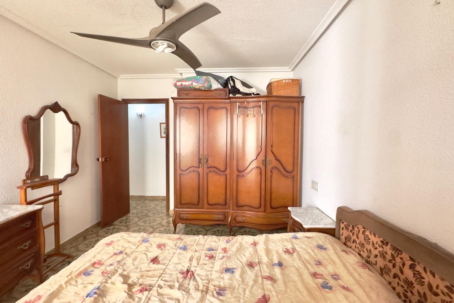 Återförsäljning - Apartment -
Torrevieja