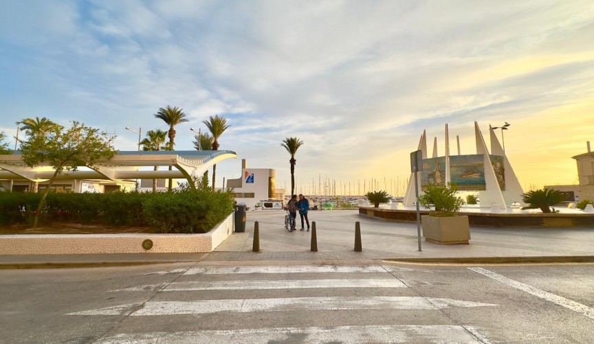 Återförsäljning - Apartment -
Torrevieja