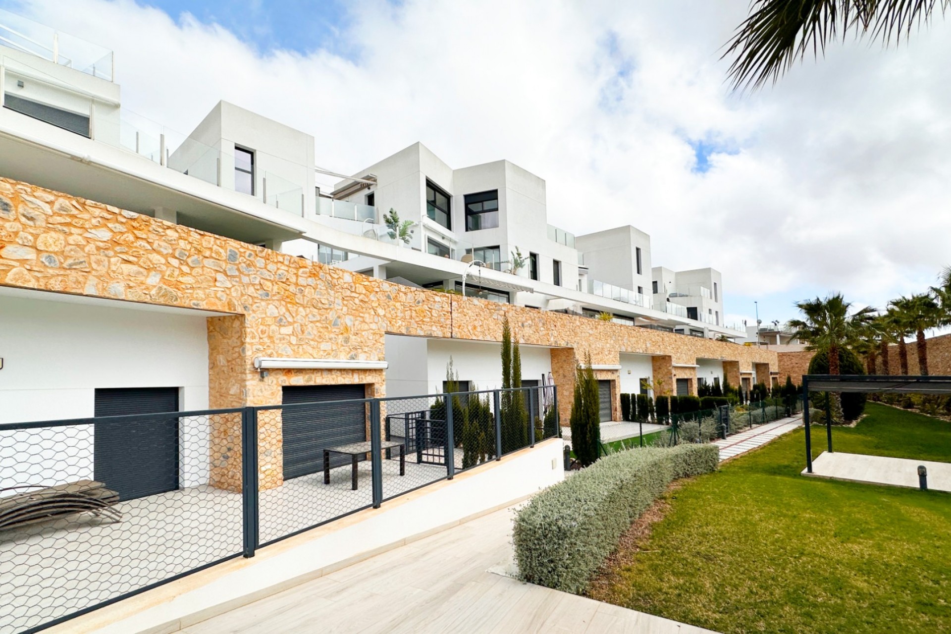 Återförsäljning - Apartment -
Villamartin - Costa Blanca
