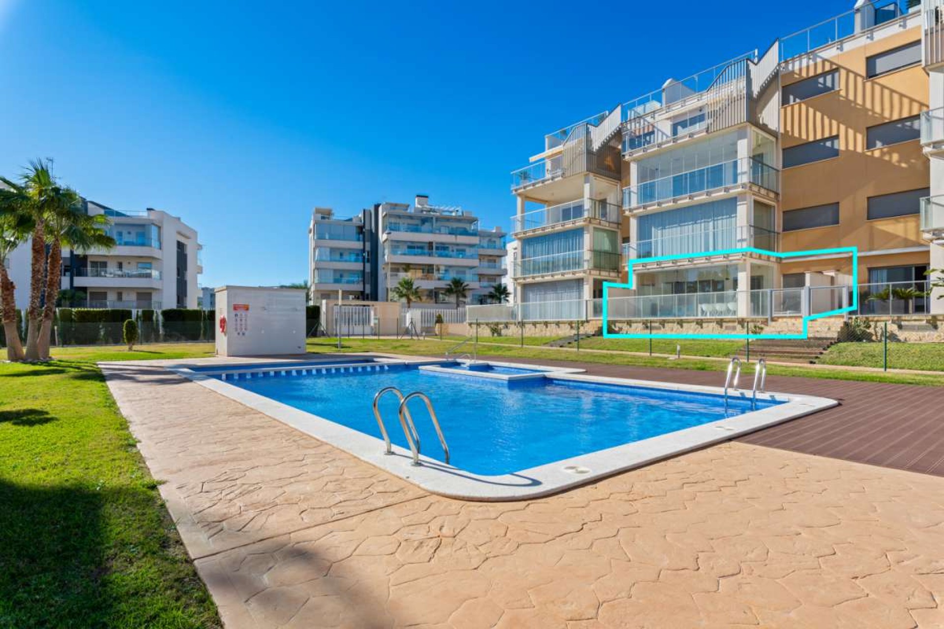 Återförsäljning - Apartment -
Villamartin - Costa Blanca