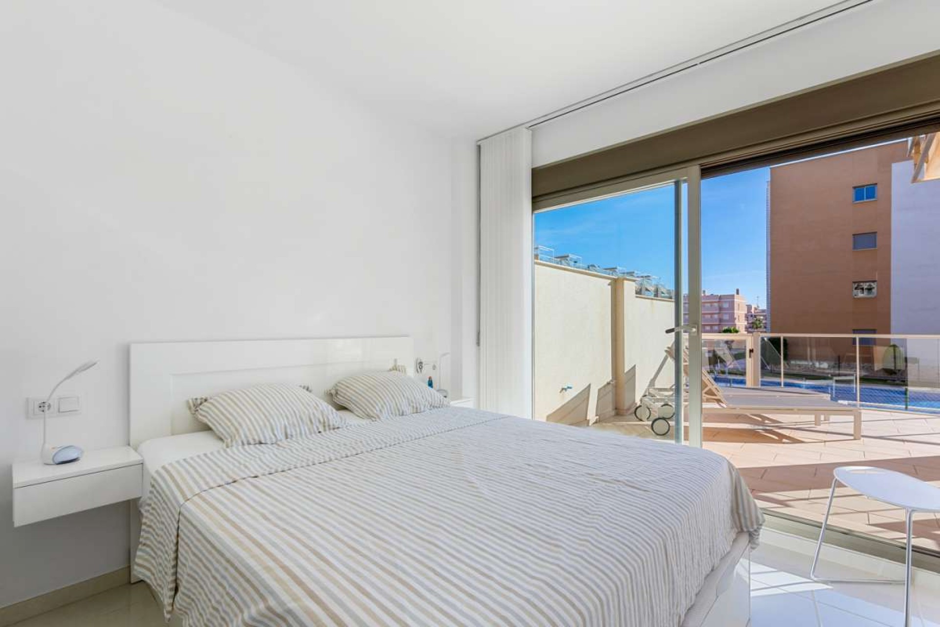 Återförsäljning - Apartment -
Villamartin - Costa Blanca