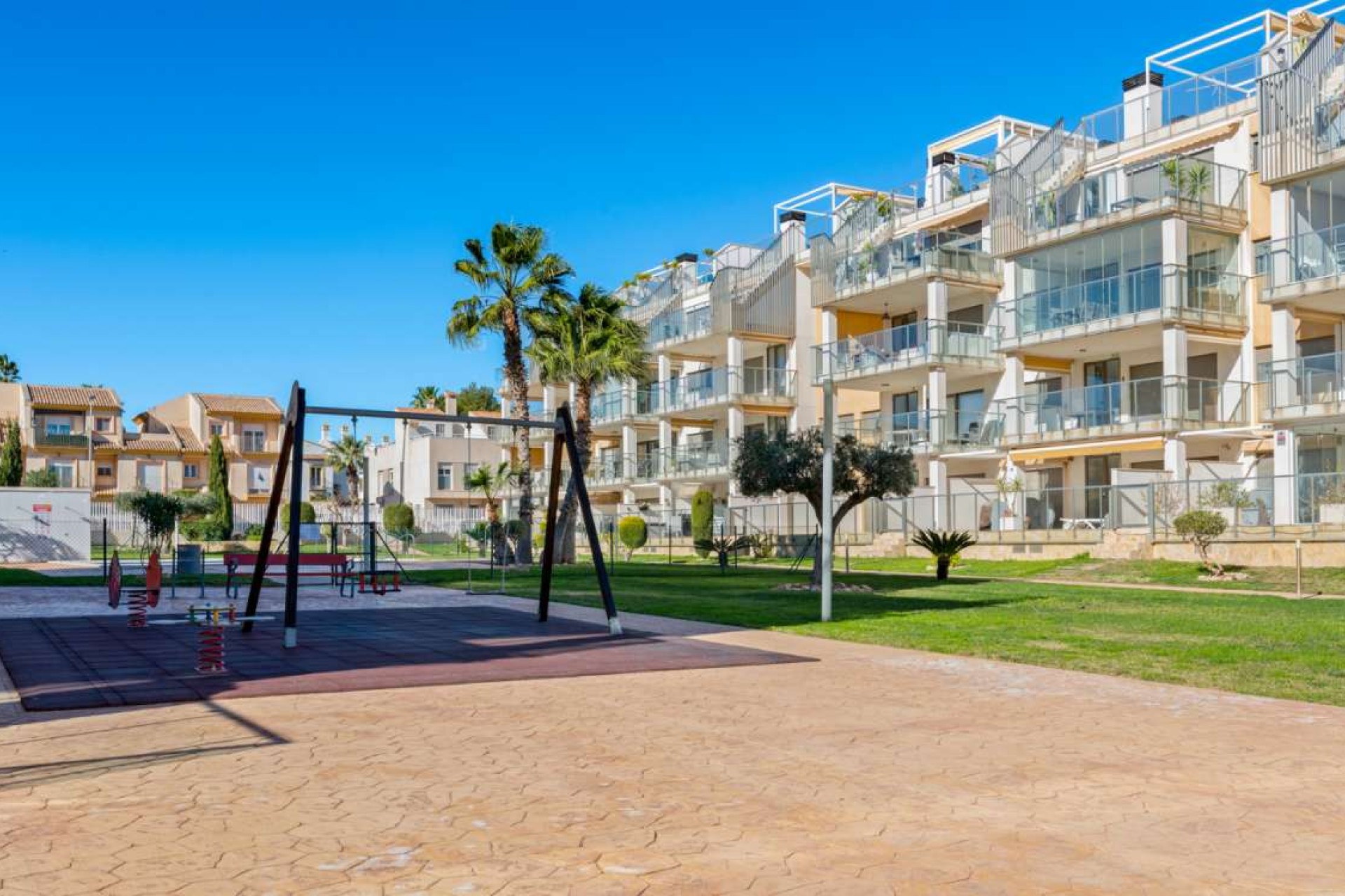 Återförsäljning - Apartment -
Villamartin - Costa Blanca