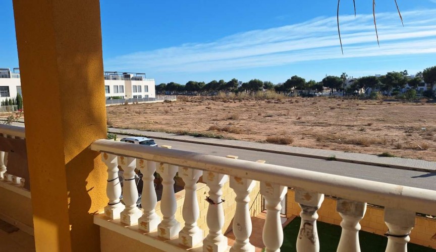 Återförsäljning - Apartment -
Villamartin - Costa Blanca